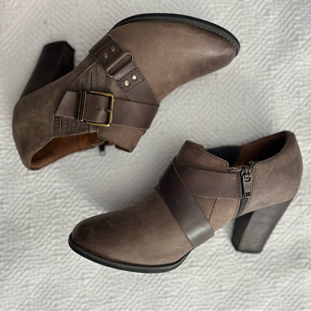 Clark’s Leather Bootie